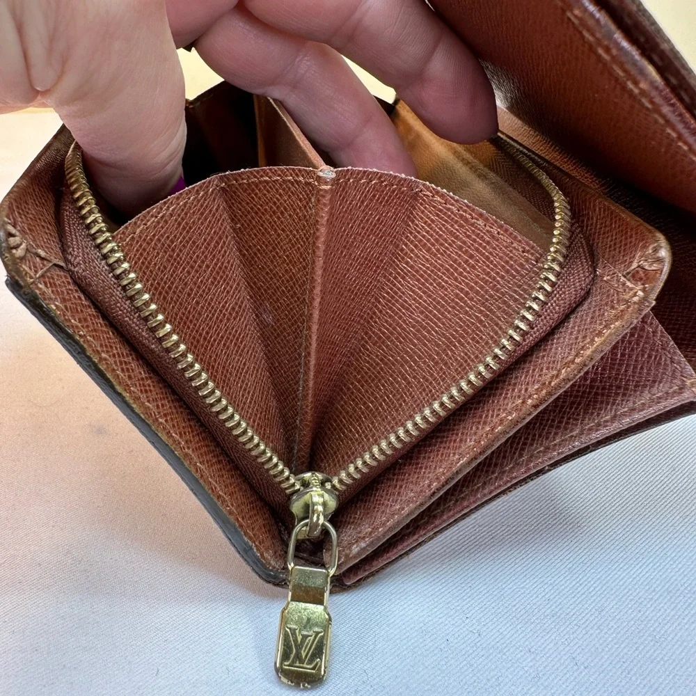 Louis Vuitton Monogram Portefeuille Tresor Wallet CA0041 Spain 2001 - Picture 10 of 13